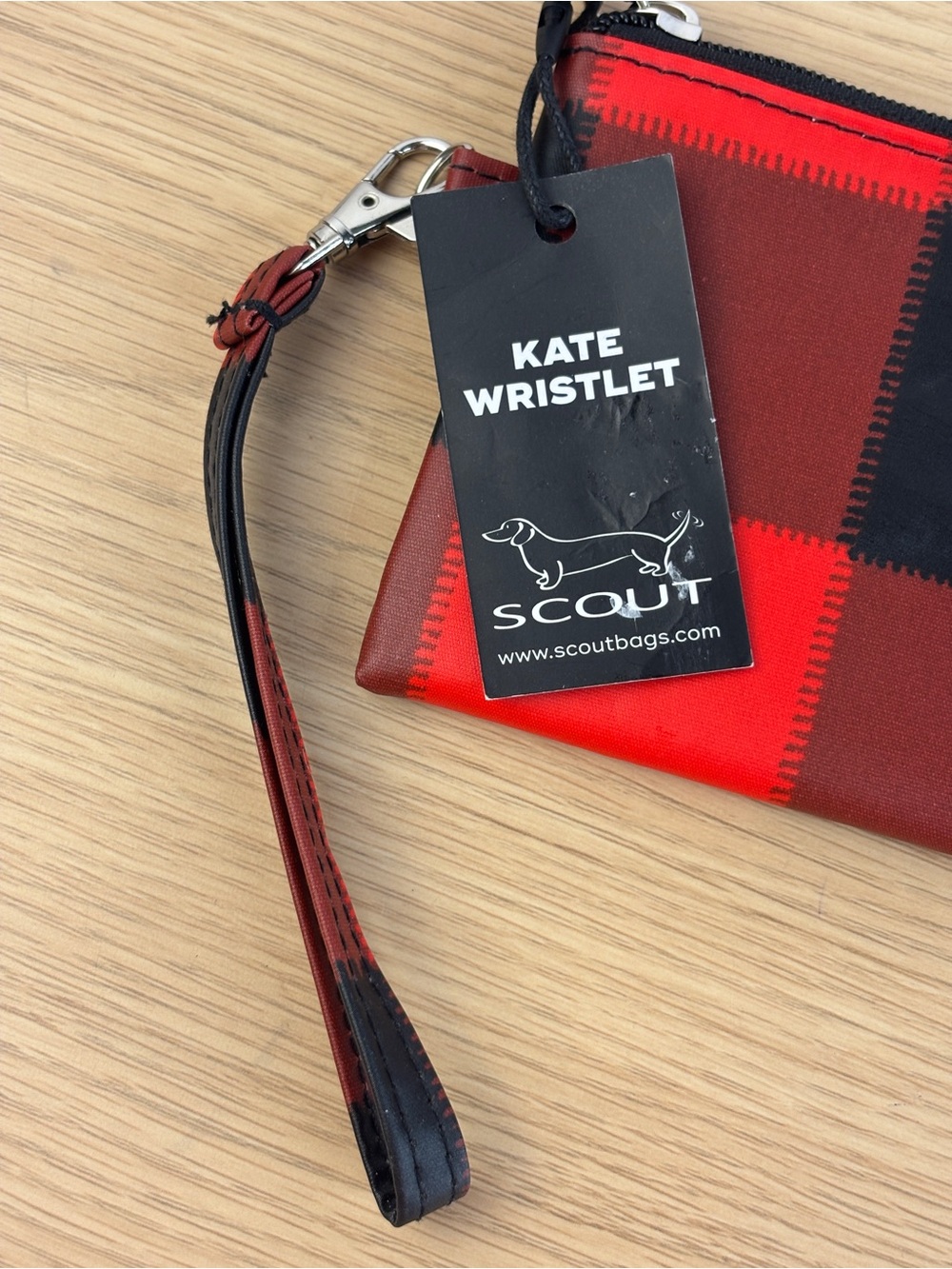 SCOUT Kate Wristlet Red & Black Buffalo Check NWT Signature Dachshund Logo - Picture 3 of 8